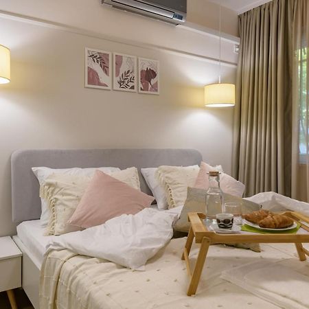 Black Sea Dolphin Apartment ヴァルナ エクステリア 写真